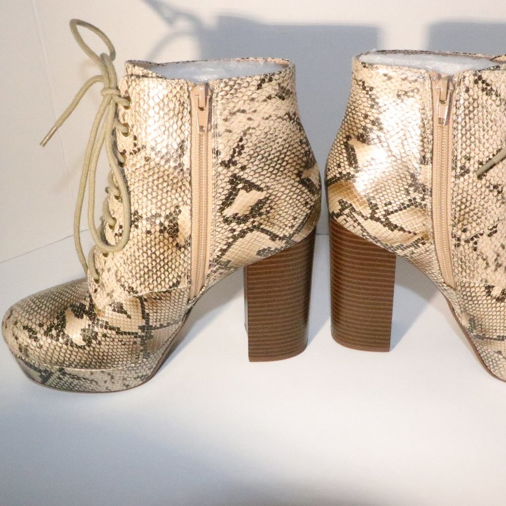 Sheikk Size 8 Faux Snakeskin Boots Heels